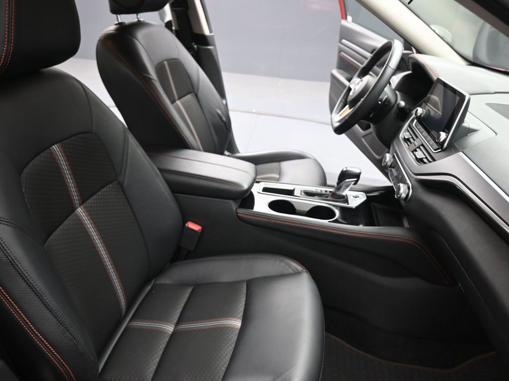 Used 2023 Nissan Altima 2.5 SR image 27