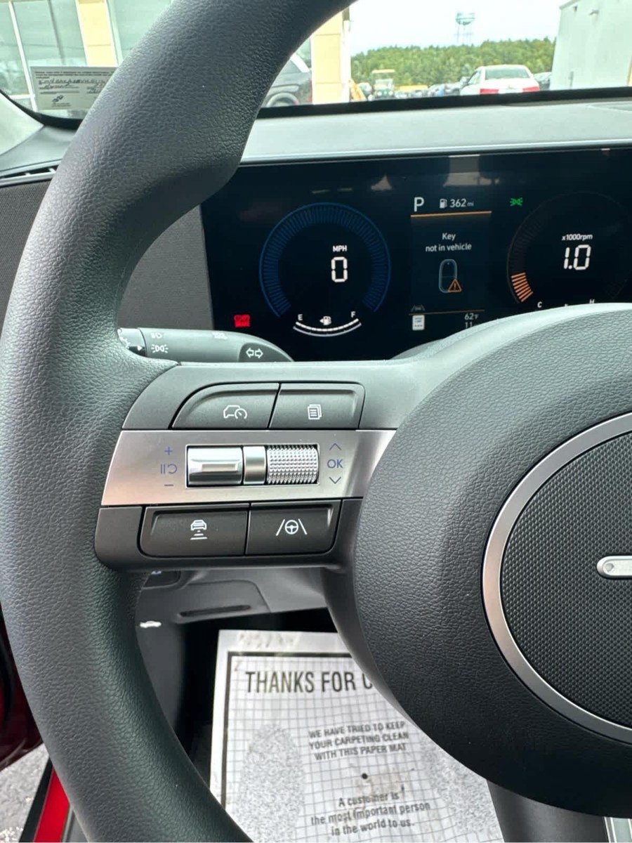 New 2027 Hyundai Kona SE AWD/4WD image 21