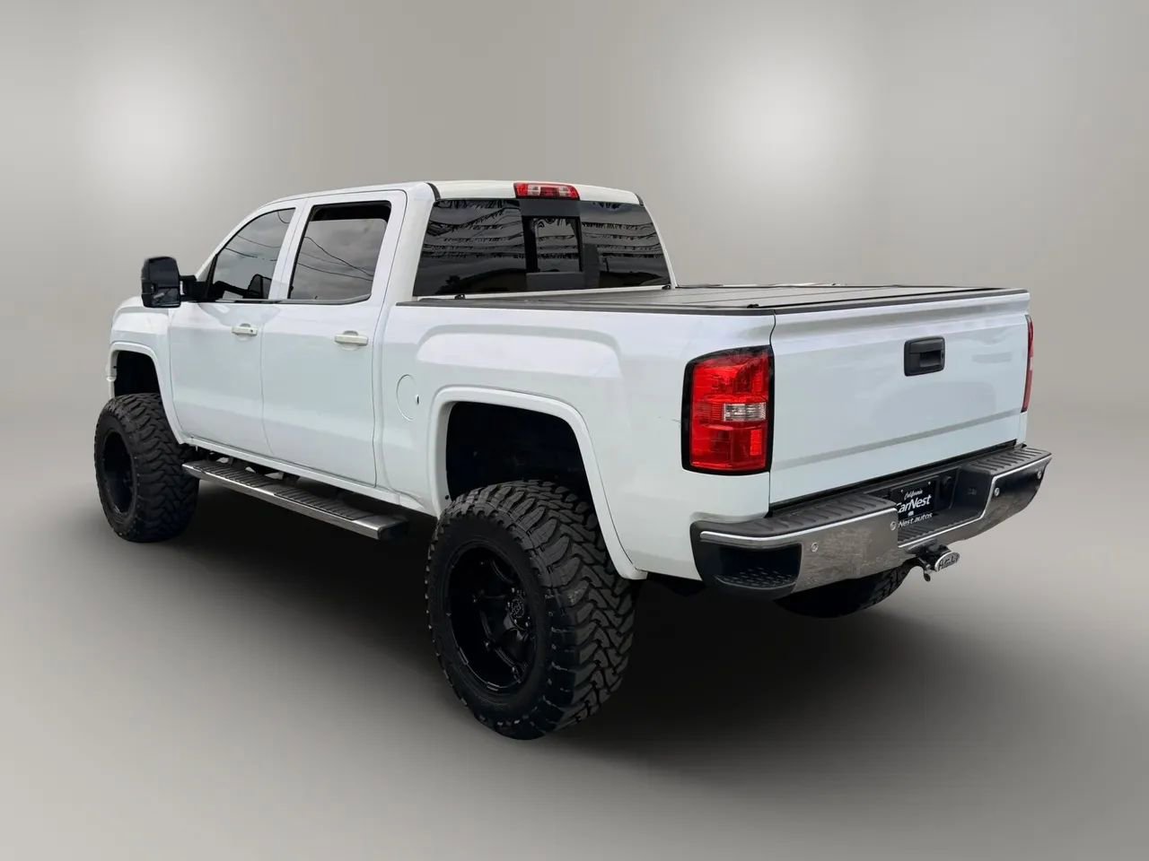 Used 2015 GMC Sierra 1500 SLT w/ SLT Crew Cab Value Package AWD/4WD image 12