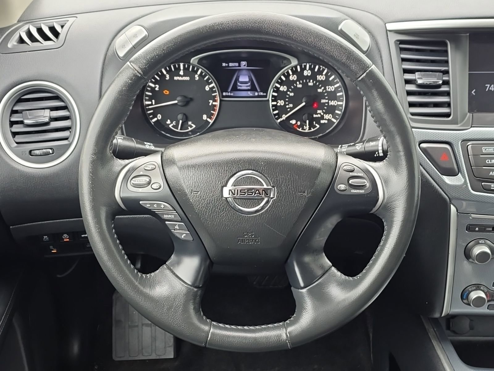 Used 2017 Nissan Pathfinder SL AWD/4WD image 23