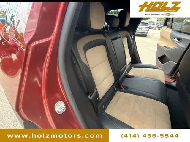 Certified 2025 Chevrolet Equinox ACTIV w/ Convenience Package III AWD/4WD image 25