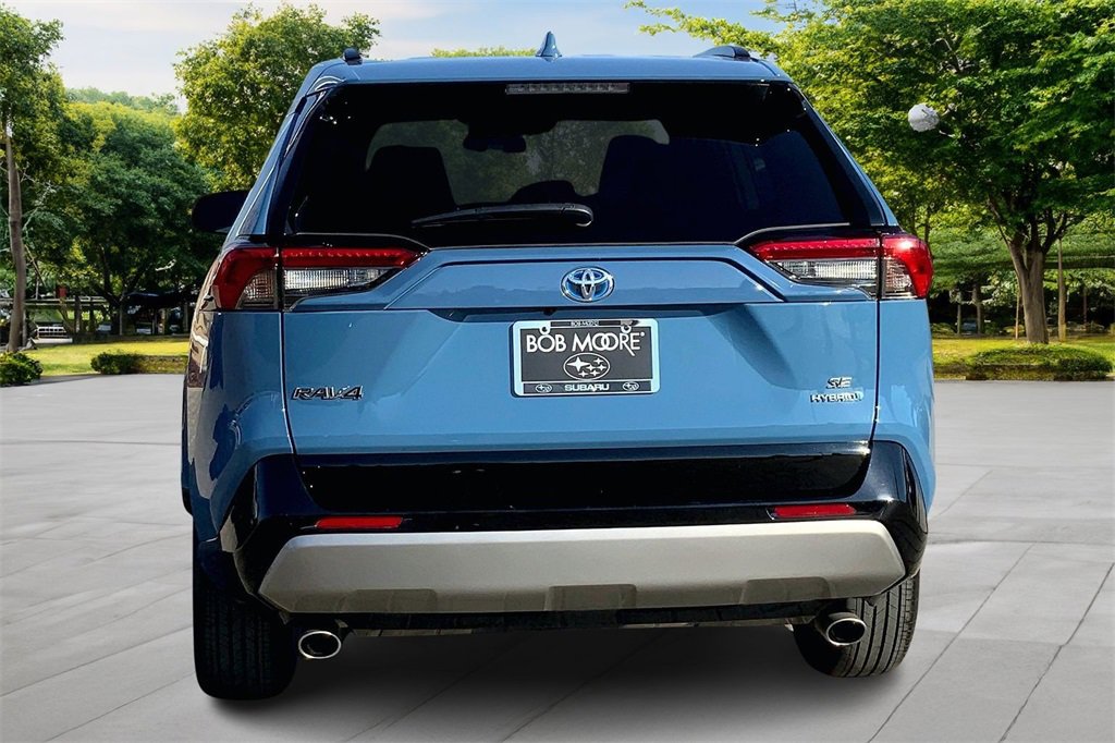 Used 2022 Toyota RAV4 SE image 5