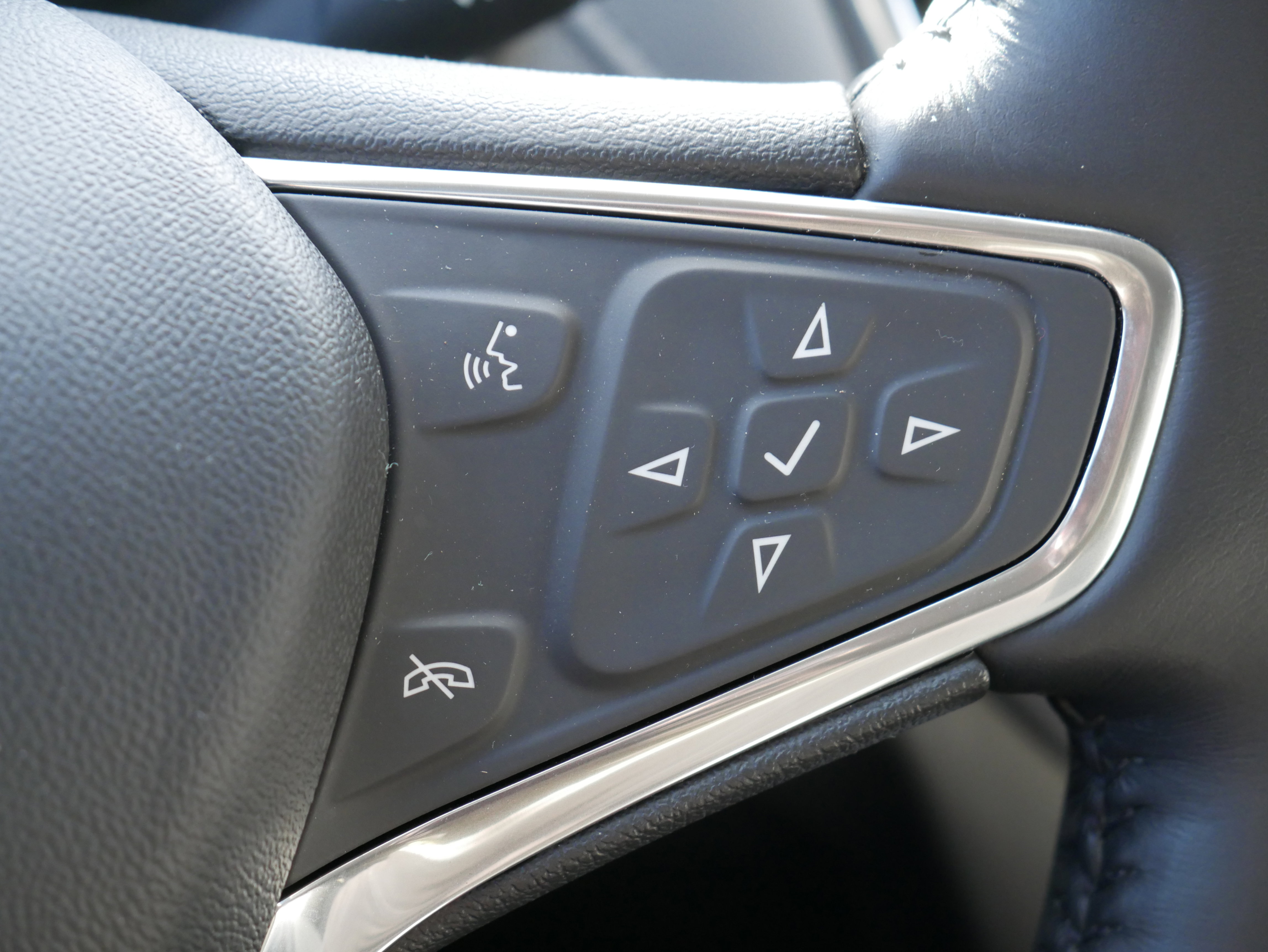 Certified 2020 Chevrolet Equinox Premier image 24