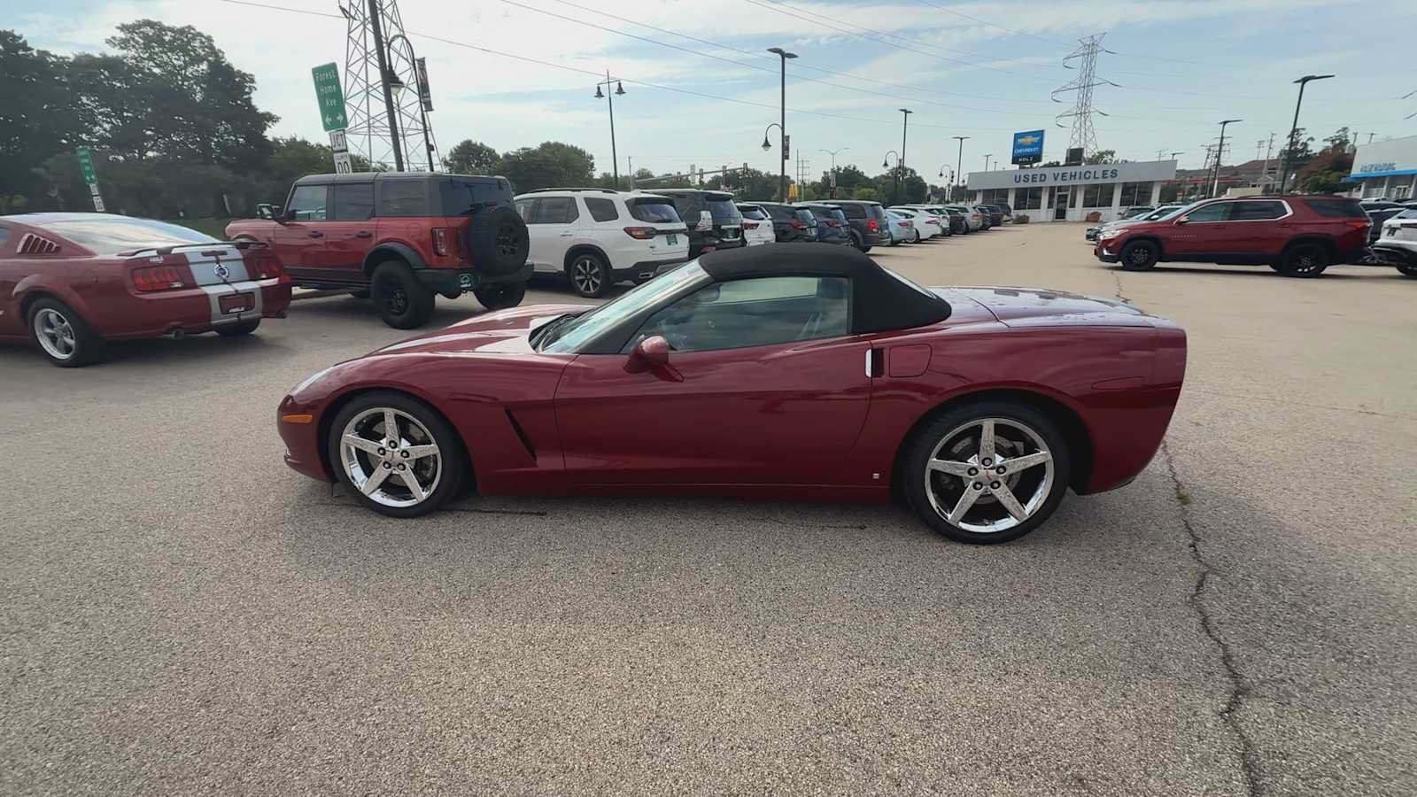Used 2007 Chevrolet Corvette Convertible w/ Preferred Equipment Group RWD image 5