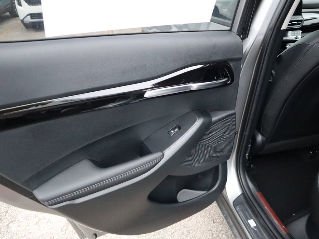 New 2026 Kia Seltos S AWD/4WD image 38