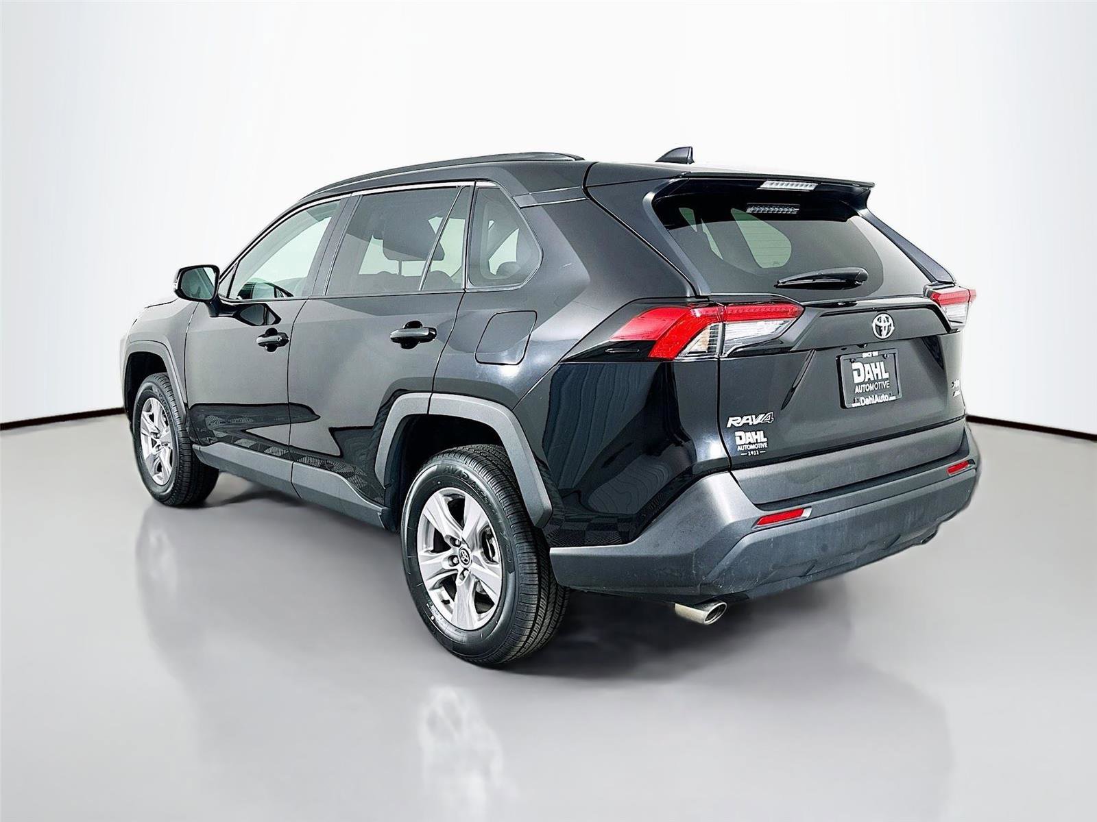 Certified 2025 Toyota RAV4 XLE AWD/4WD image 10