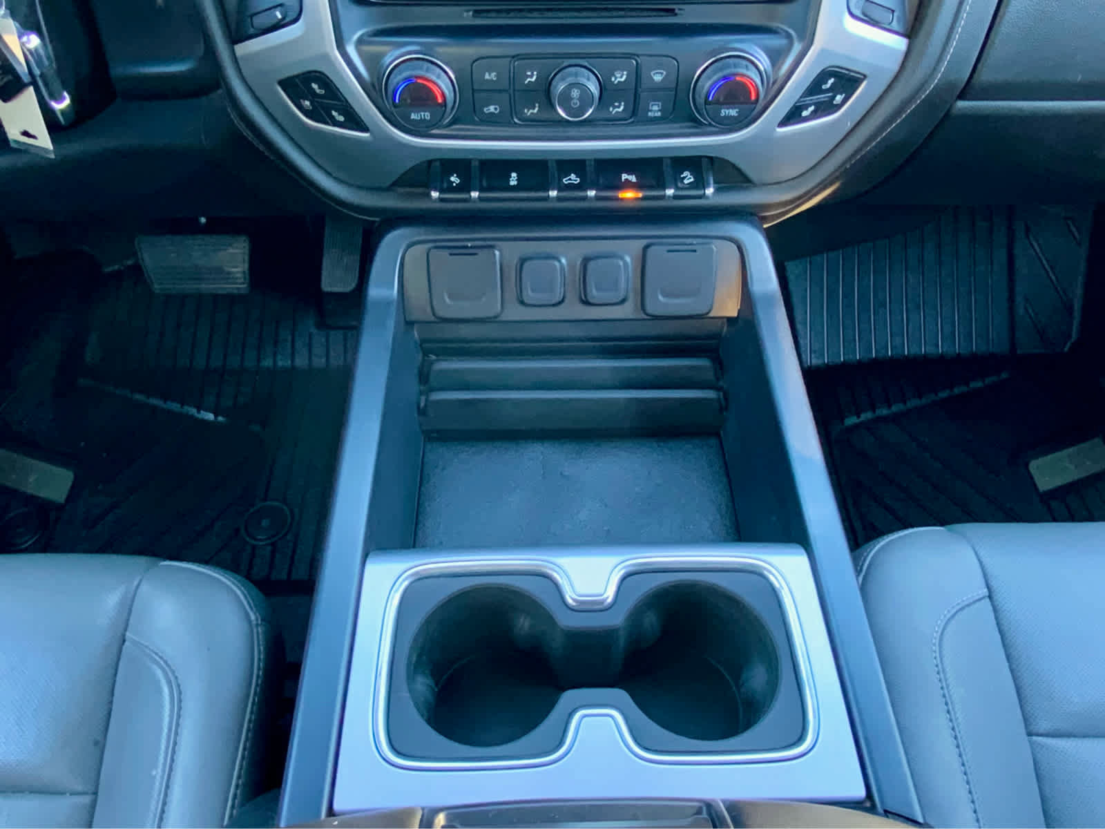 Used 2018 GMC Sierra 1500 SLT w/ SLT Preferred Package image 44