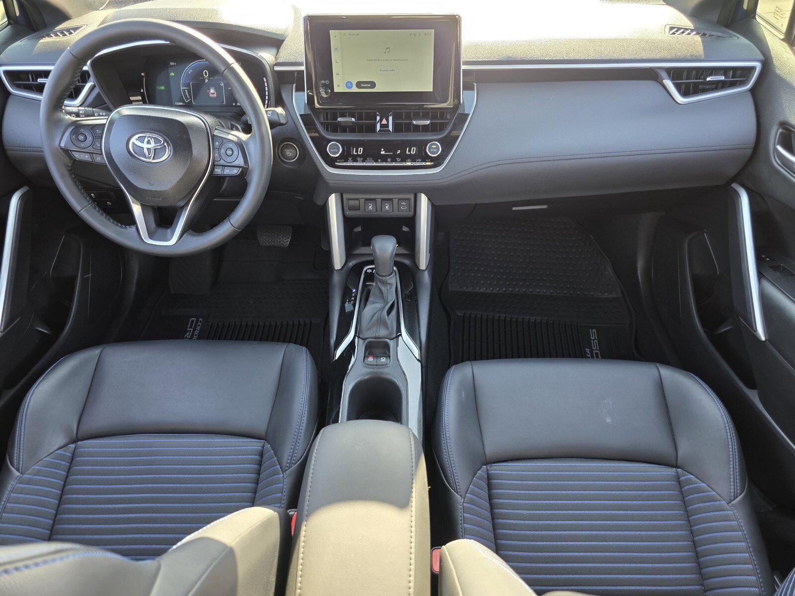 Used 2024 Toyota Corolla Cross S w/ Convenience Package AWD/4WD image 11