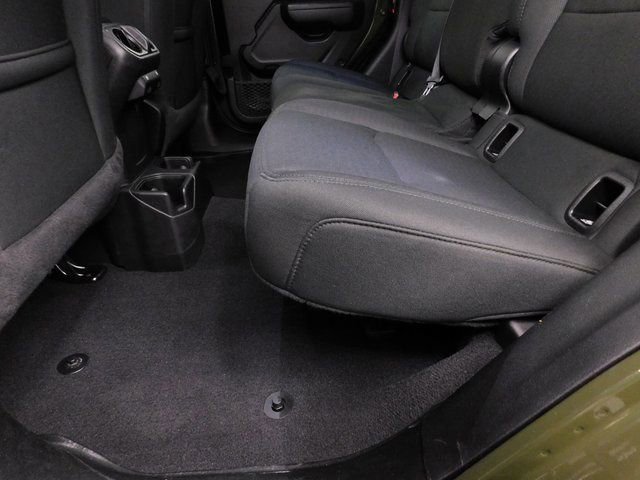 Used 2022 Jeep Gladiator Willys image 27