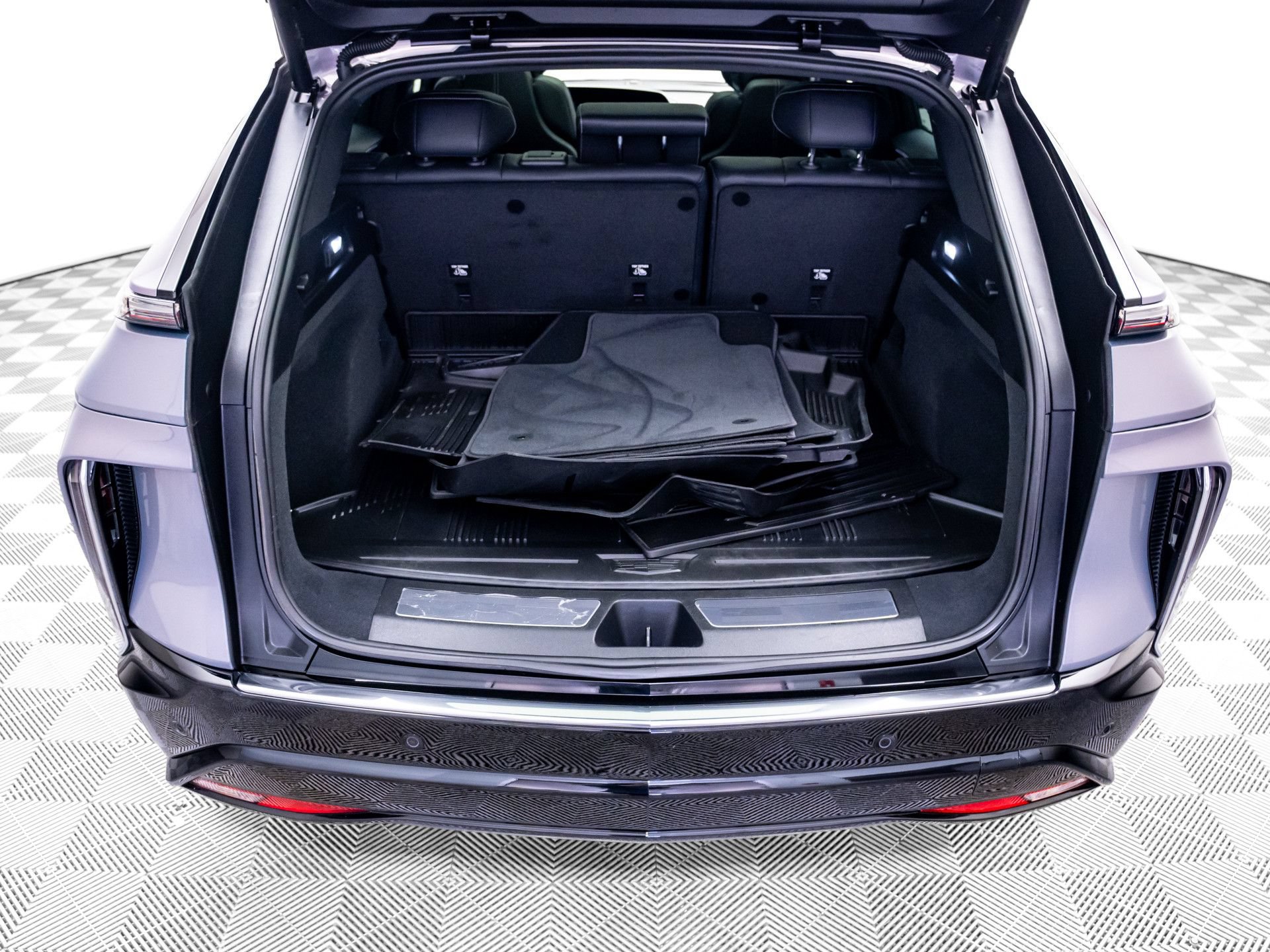 Certified 2024 Cadillac Lyriq Luxury w/ LPO, Floor Liner Package AWD/4WD image 34