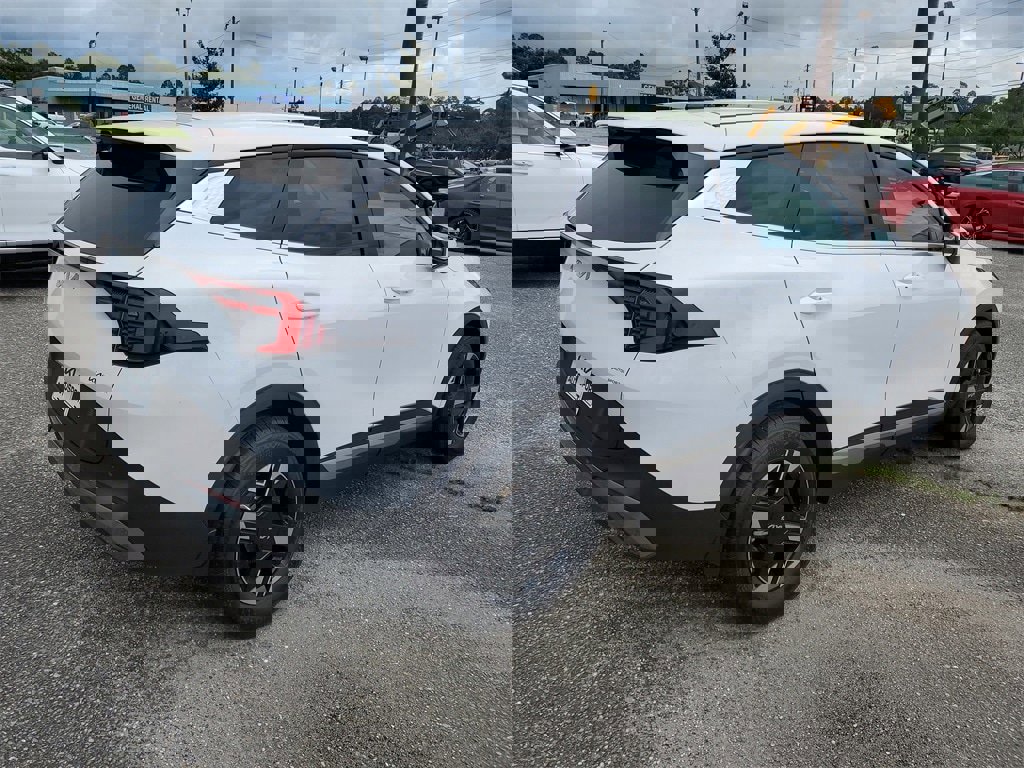New 2026 Kia Sportage LX image 4