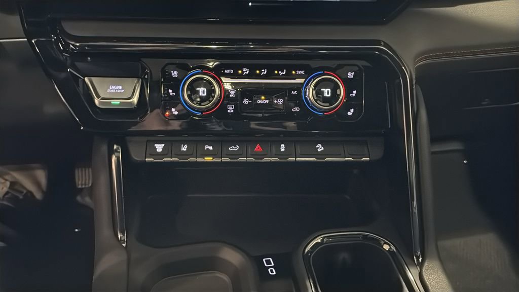 Used 2024 GMC Sierra 2500 AT4 w/ AT4 Premium Plus Package image 28