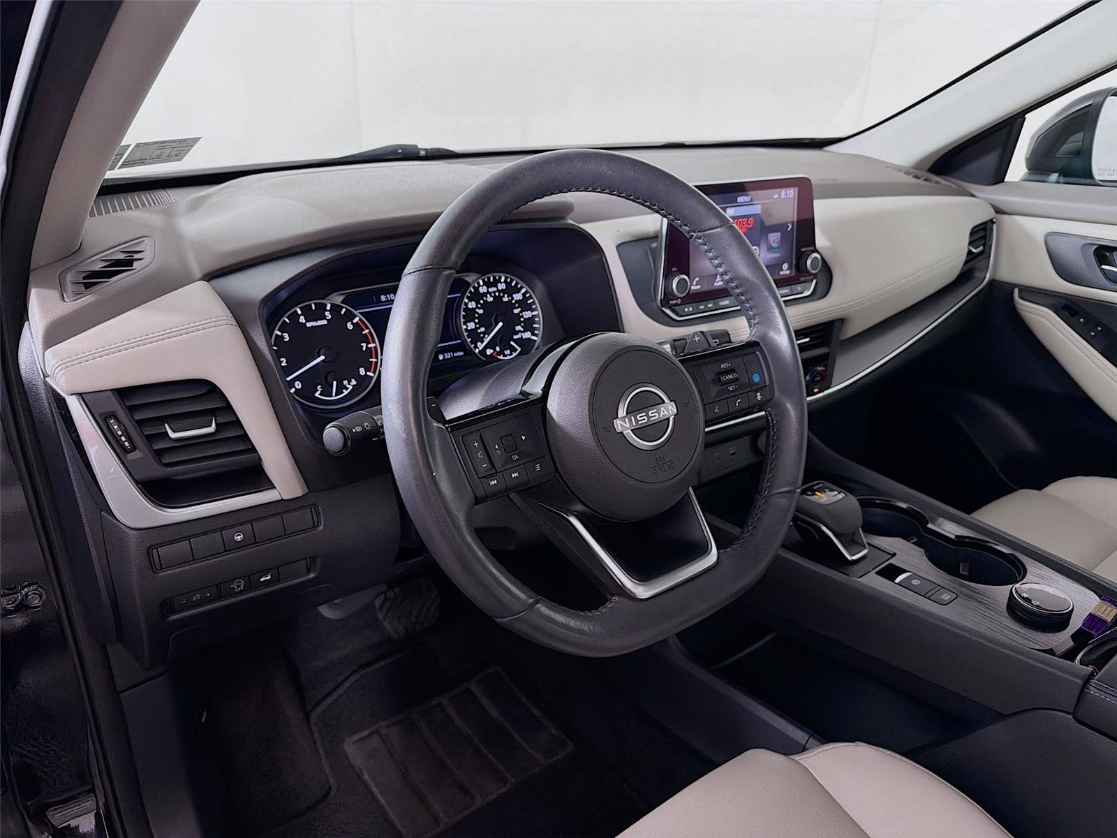 Used 2023 Nissan Rogue SV w/ SV Premium B Package AWD/4WD image 16