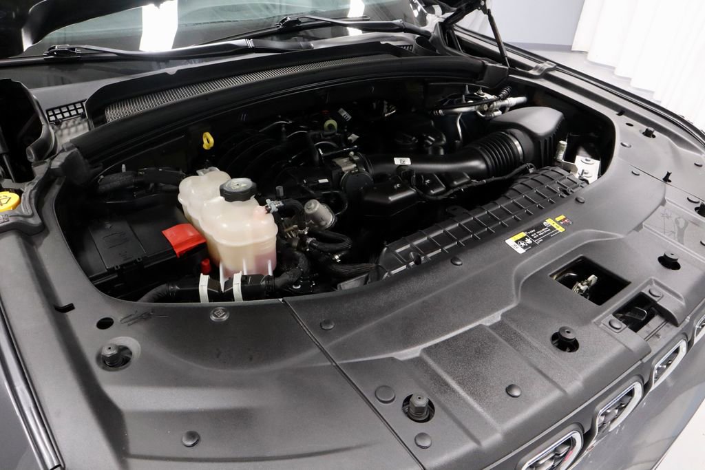 Used 2024 Jeep Grand Cherokee L Laredo w/ Luxury Tech Group I image 17