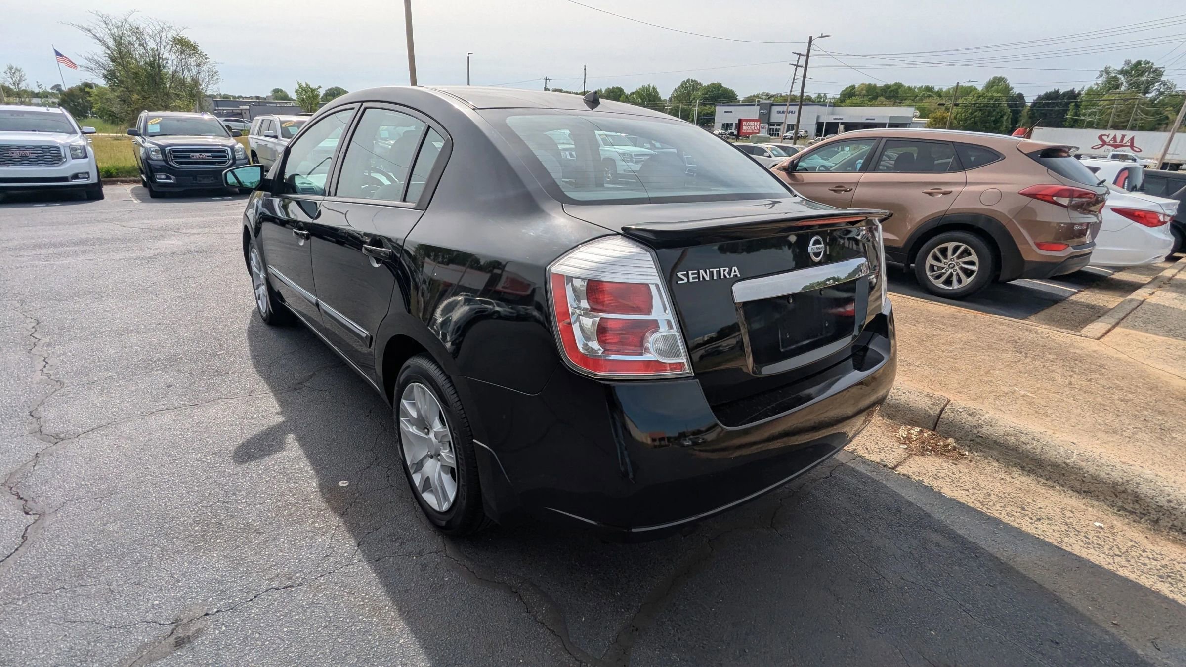 Used 2012 Nissan Sentra 2.0 S w/ Convenience Pkg FWD image 5