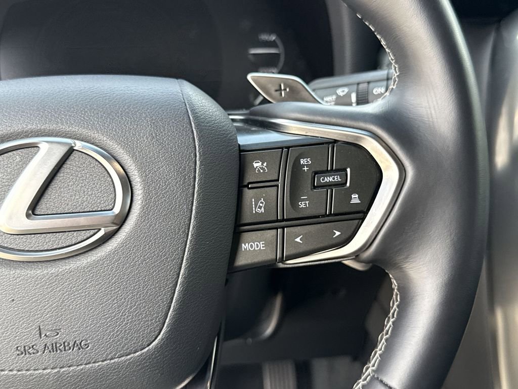 Certified 2024 Lexus LX 600 4WD w/ Appearance Package image 27