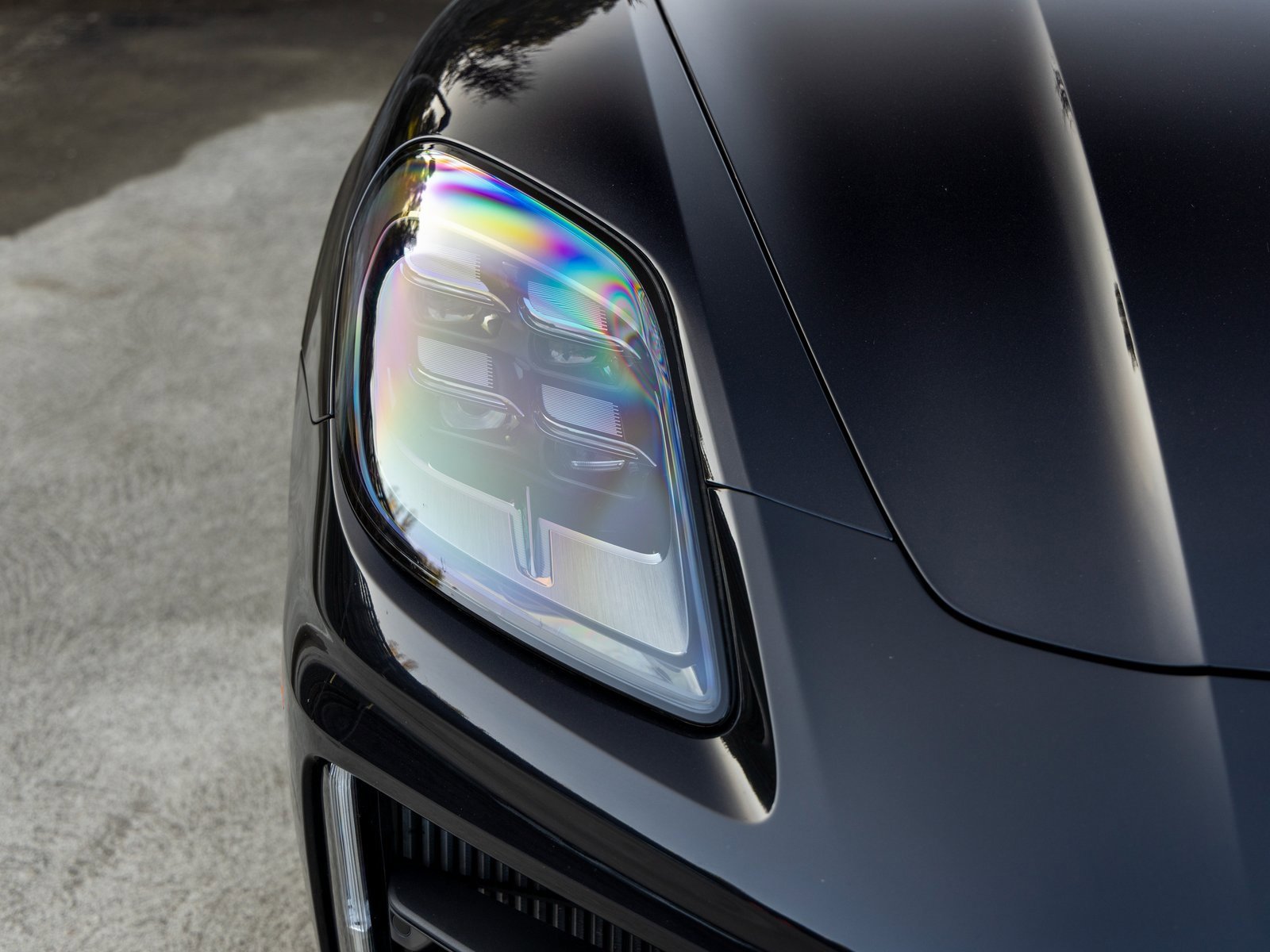 Used 2024 Porsche Panamera 4 image 14