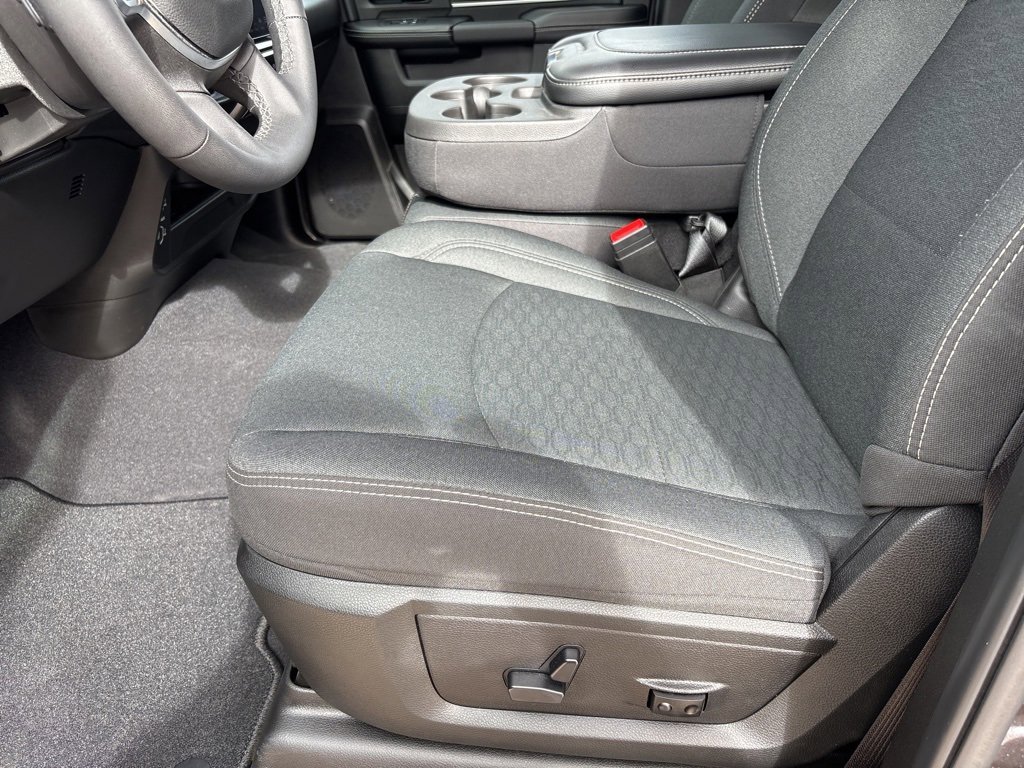 New 2025 RAM 3500 Big Horn image 15