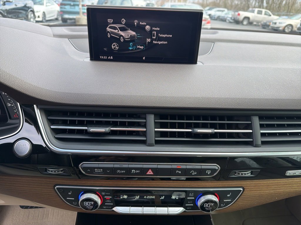 Used 2017 Audi Q7 3.0T Prestige w/ Prestige Package image 12