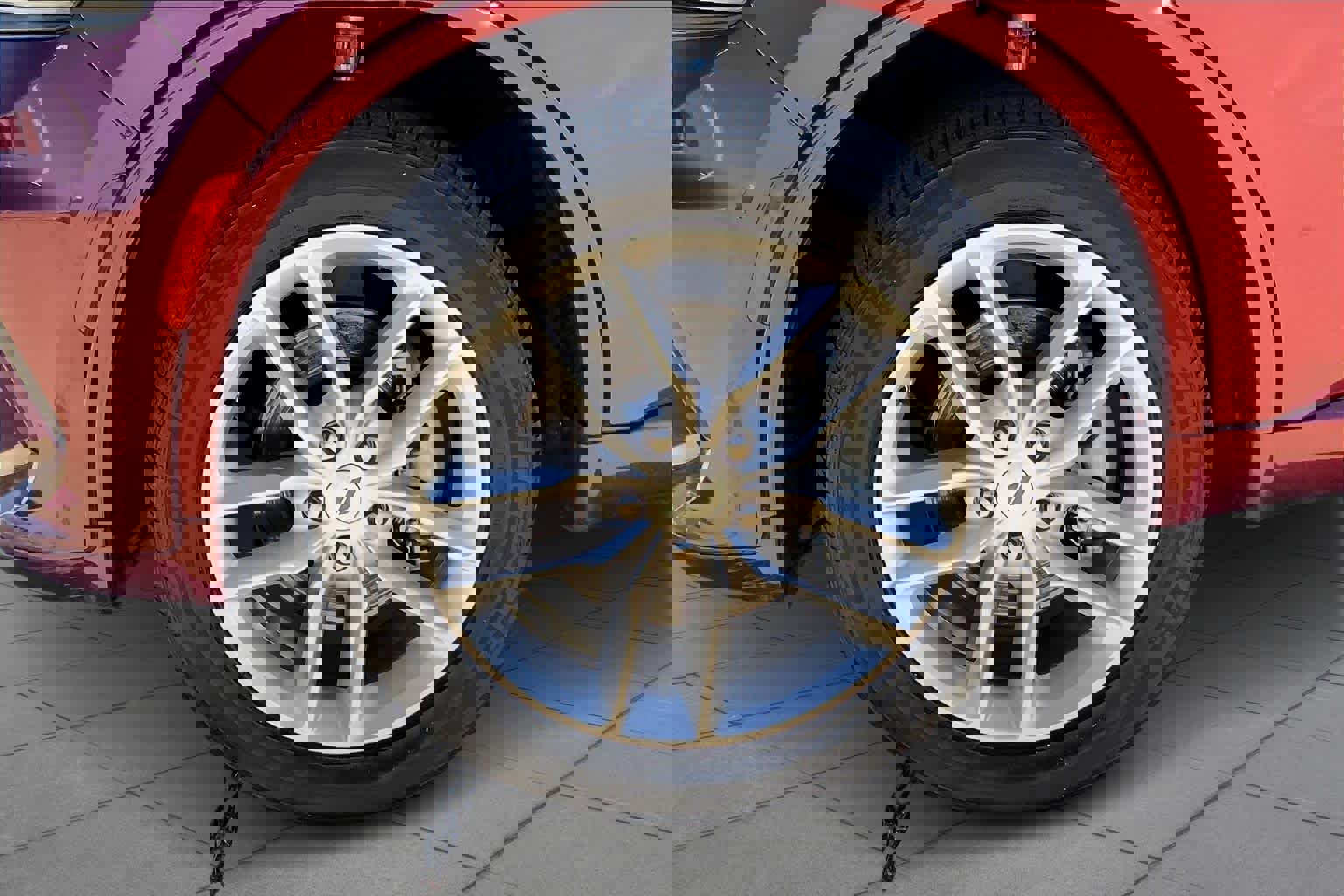 Used 2023 Dodge Durango GT image 9