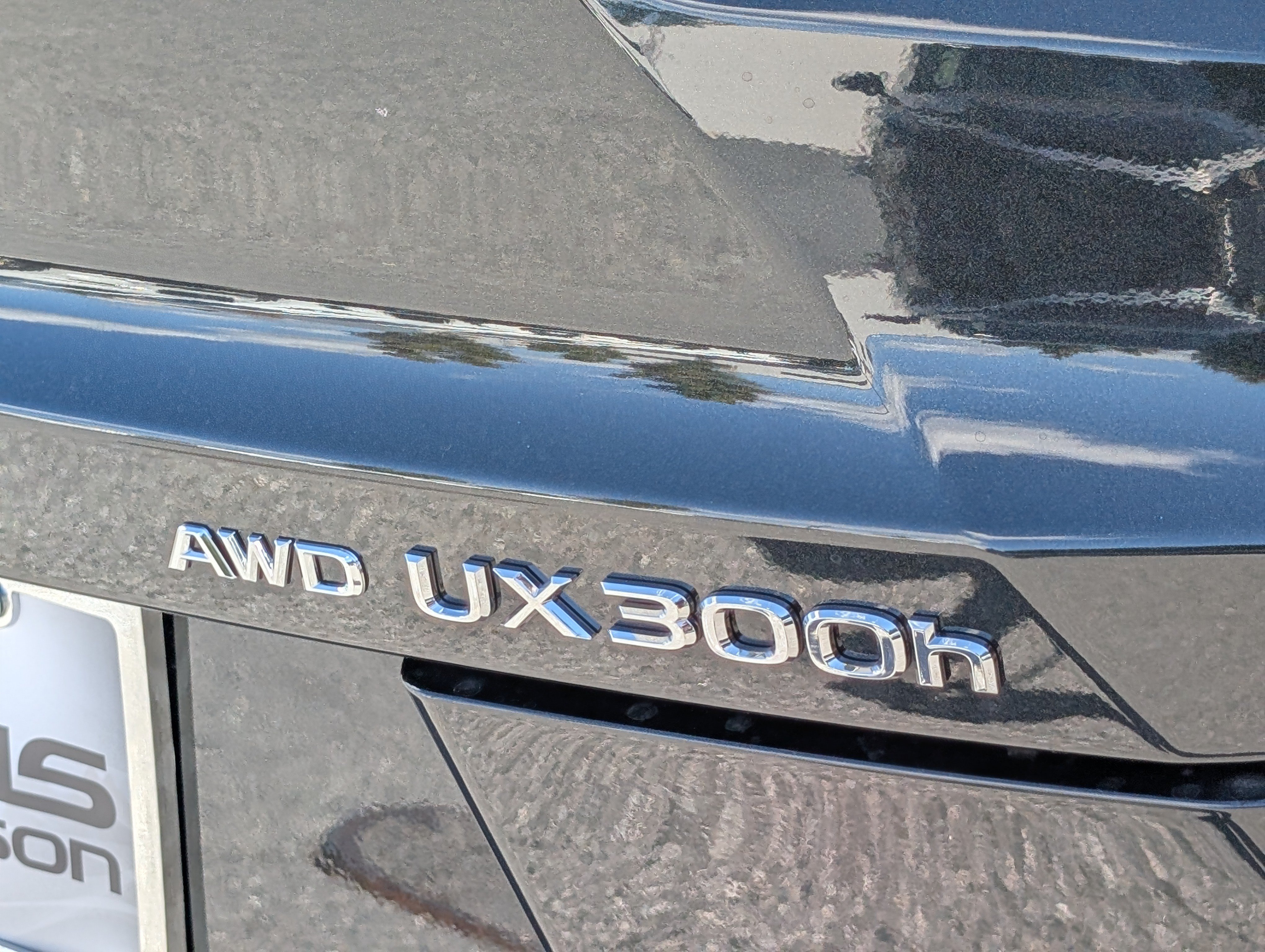 New 2026 Lexus UX 300h AWD w/ Accessory Package (2T) image 5
