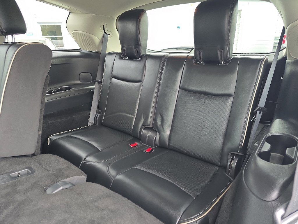 Used 2019 INFINITI QX60 Luxe w/ Sensory Package AWD/4WD image 15
