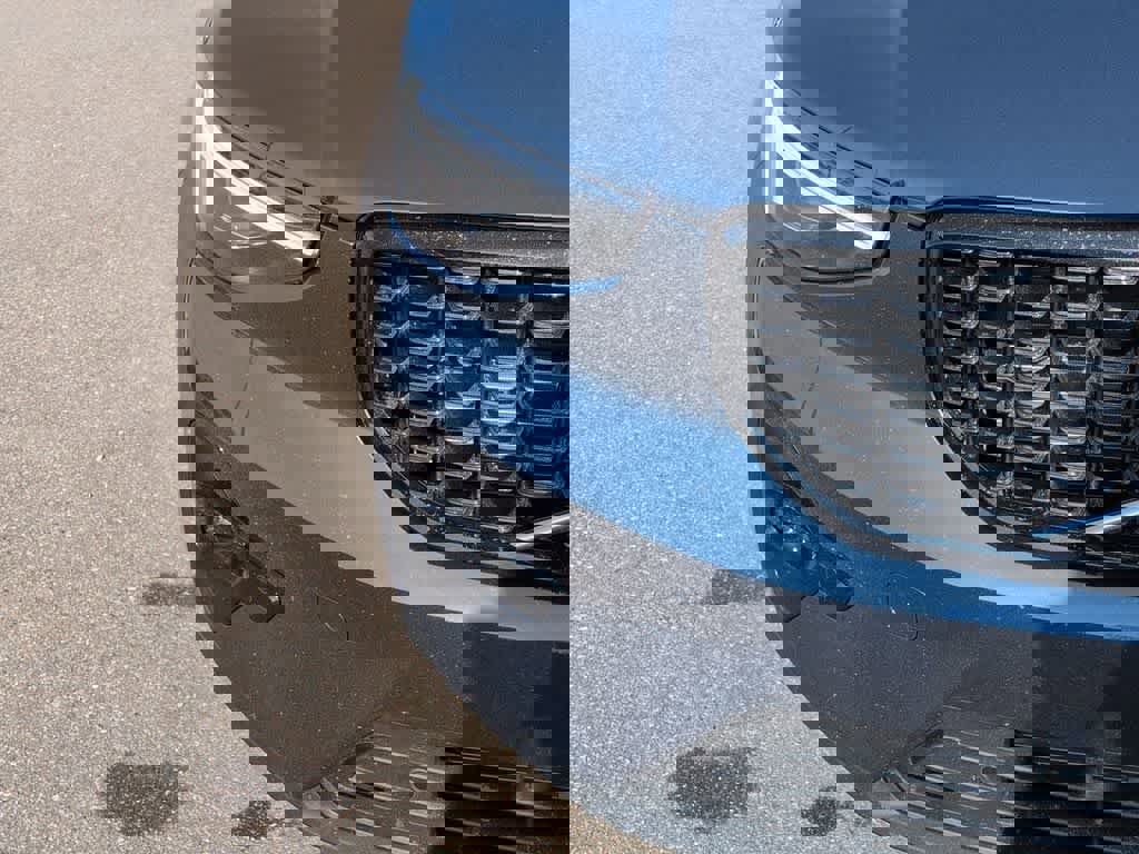 New 2026 Volvo XC40 B5 Ultra w/ Protection Package Premier image 10