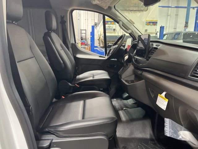 New 2026 Ford Transit 250 Low Roof AWD image 28