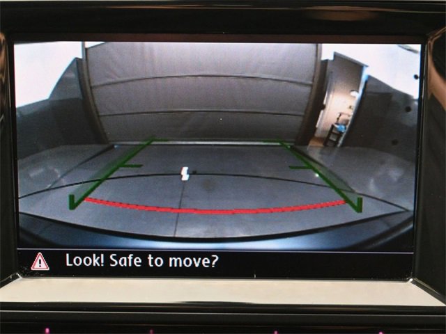 Used 2015 Volkswagen GTI SE w/ Lighting Package (SEL) image 16