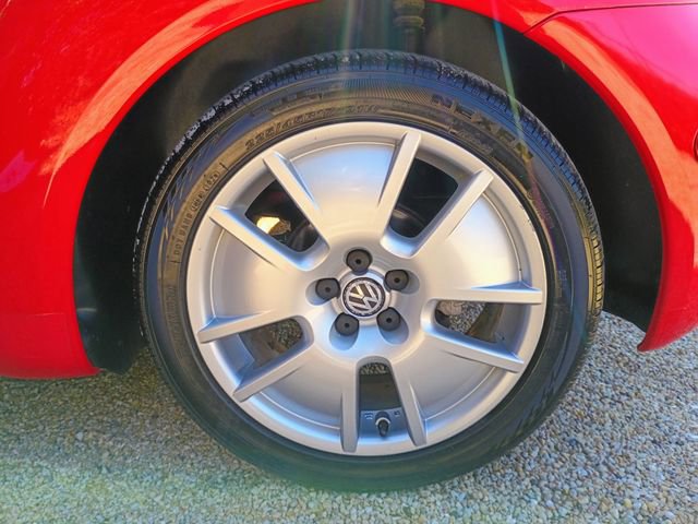 Used 2002 Volkswagen Beetle S image 26