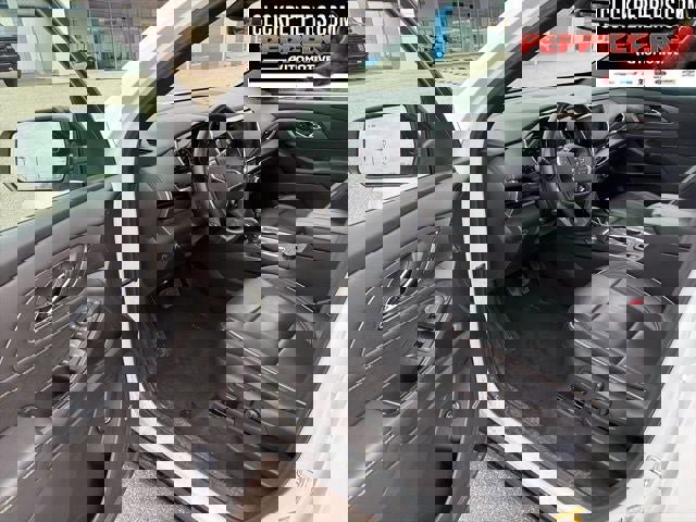 Used 2023 Chevrolet Traverse Premier w/ Redline Edition image 6