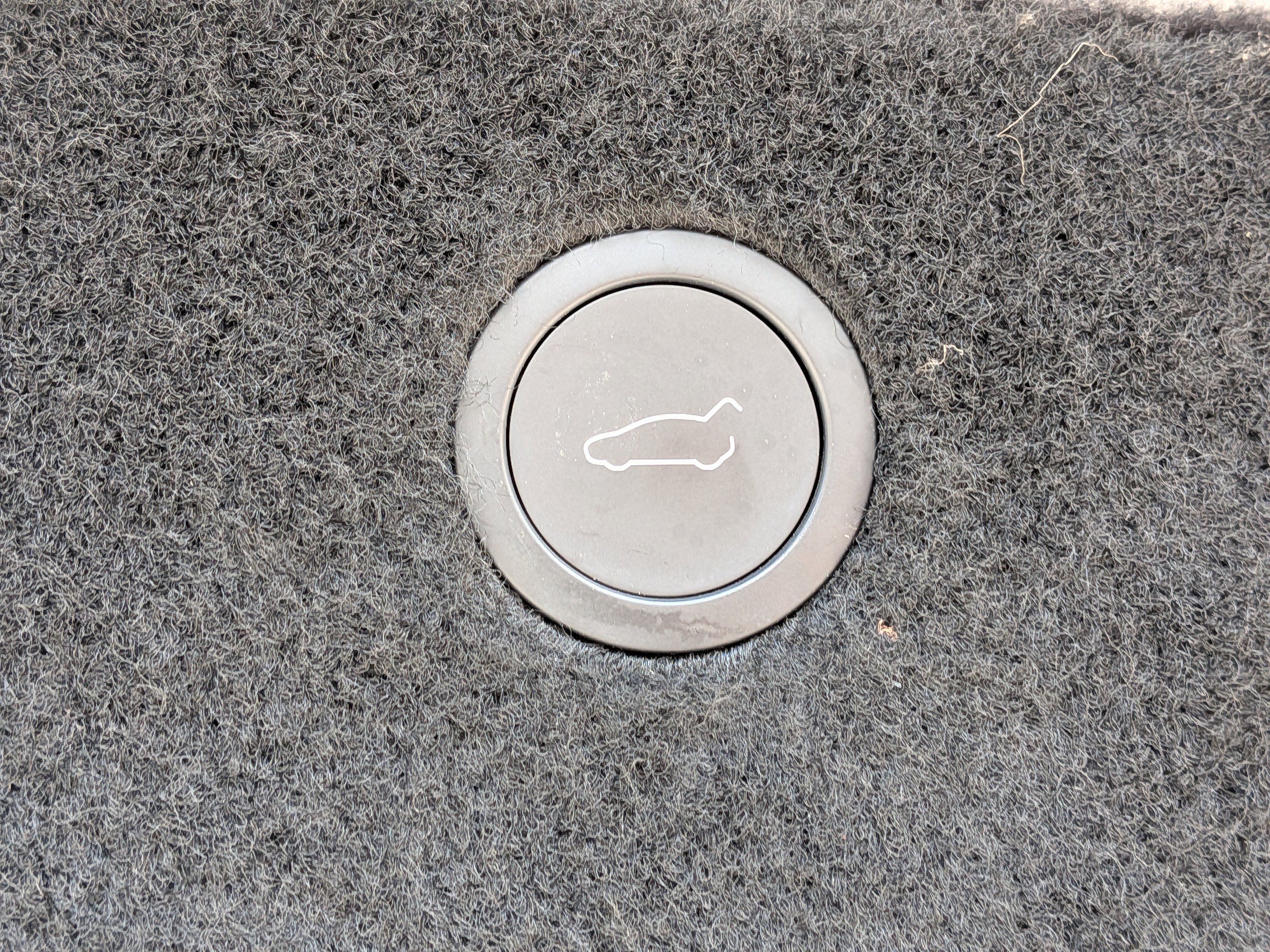 Used 2023 Tesla Model X image 14