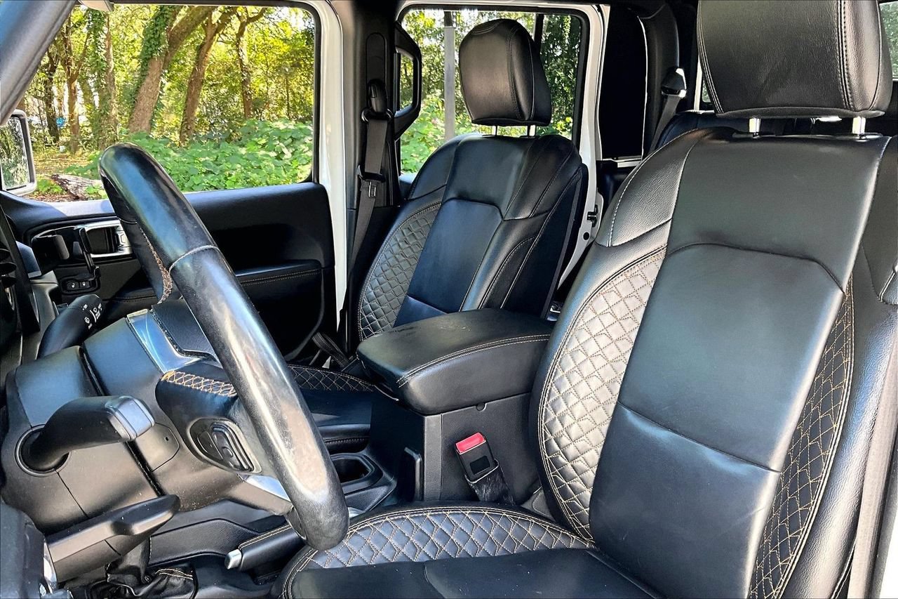 Used 2021 Jeep Gladiator Overland AWD/4WD image 18
