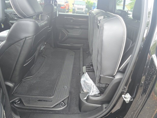 Used 2026 RAM 1500 Limited AWD/4WD image 19