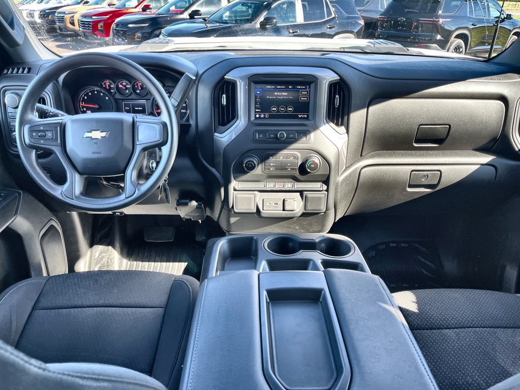 Certified 2022 Chevrolet Silverado 3500 W/T w/ WT Convenience Package AWD/4WD image 18