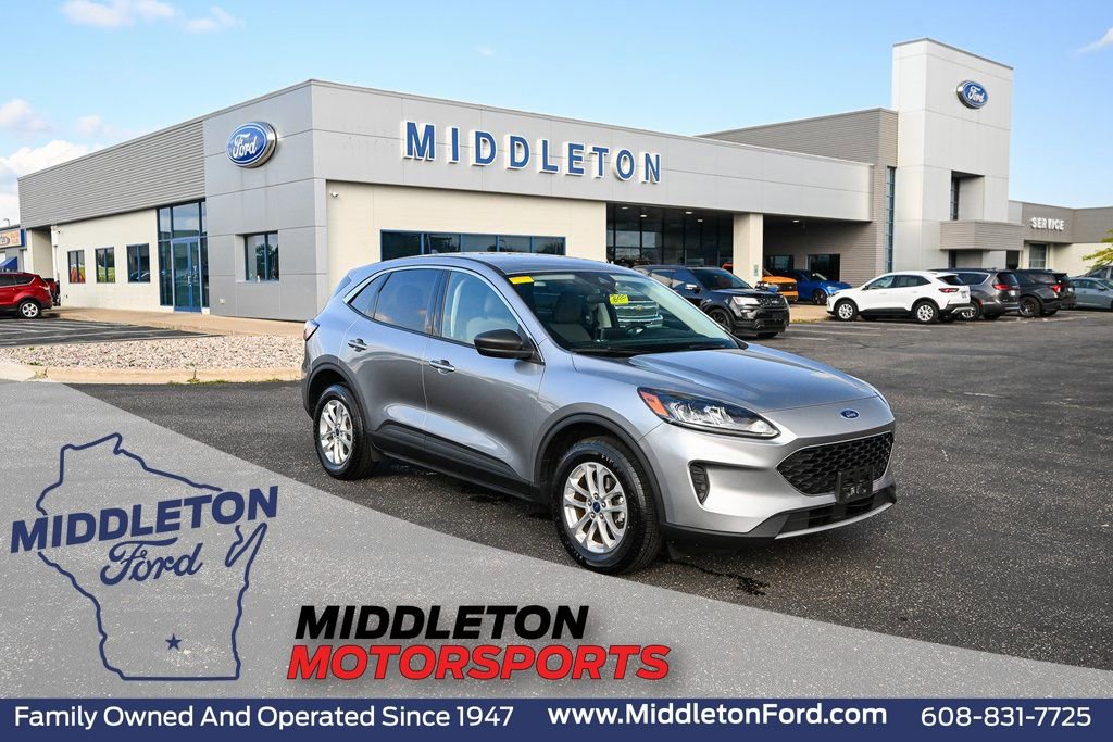 Certified 2022 Ford Escape SE AWD/4WD image 1