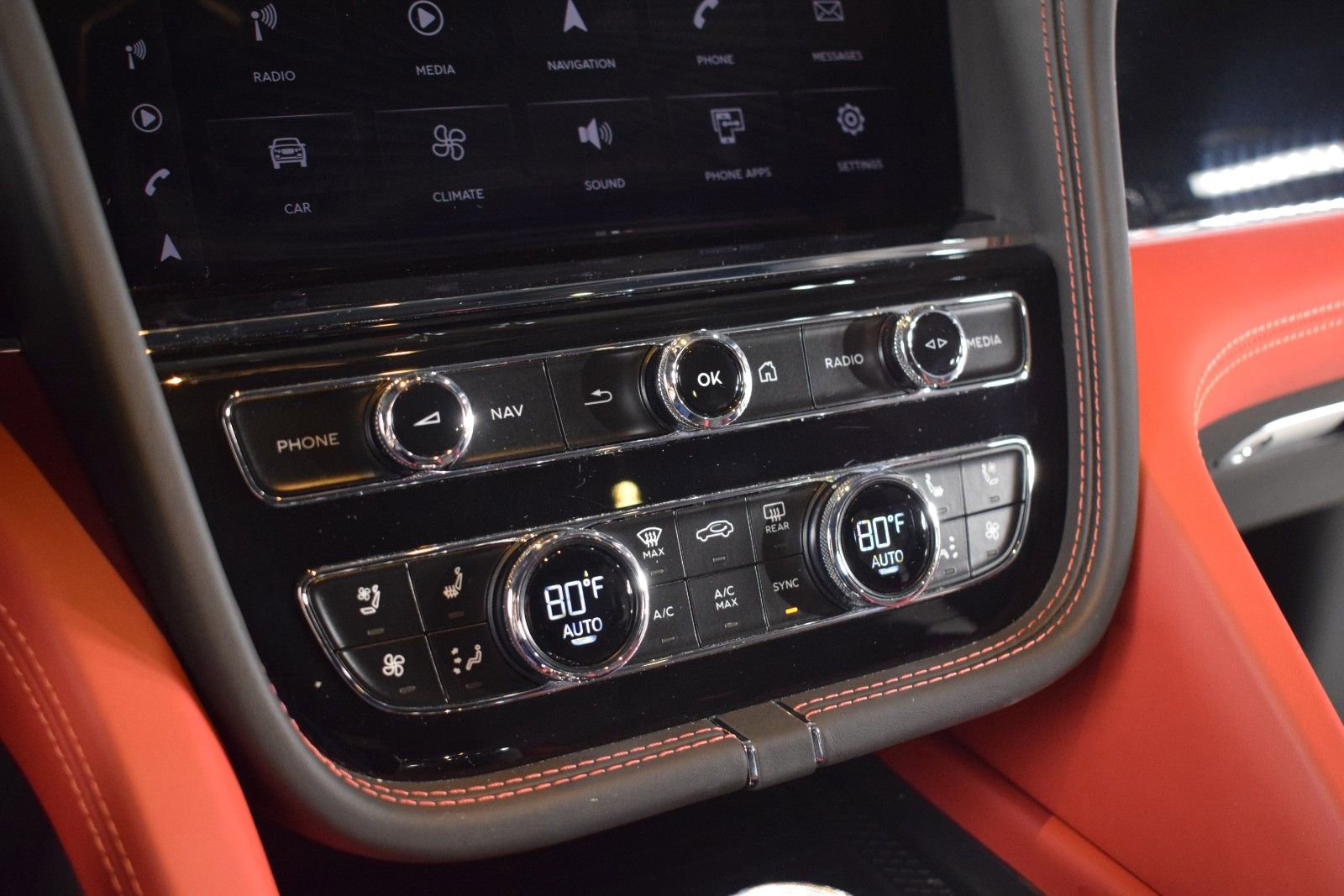 Certified 2022 Bentley Bentayga image 34