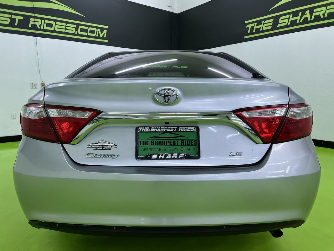 Used 2017 Toyota Camry LE FWD image 8