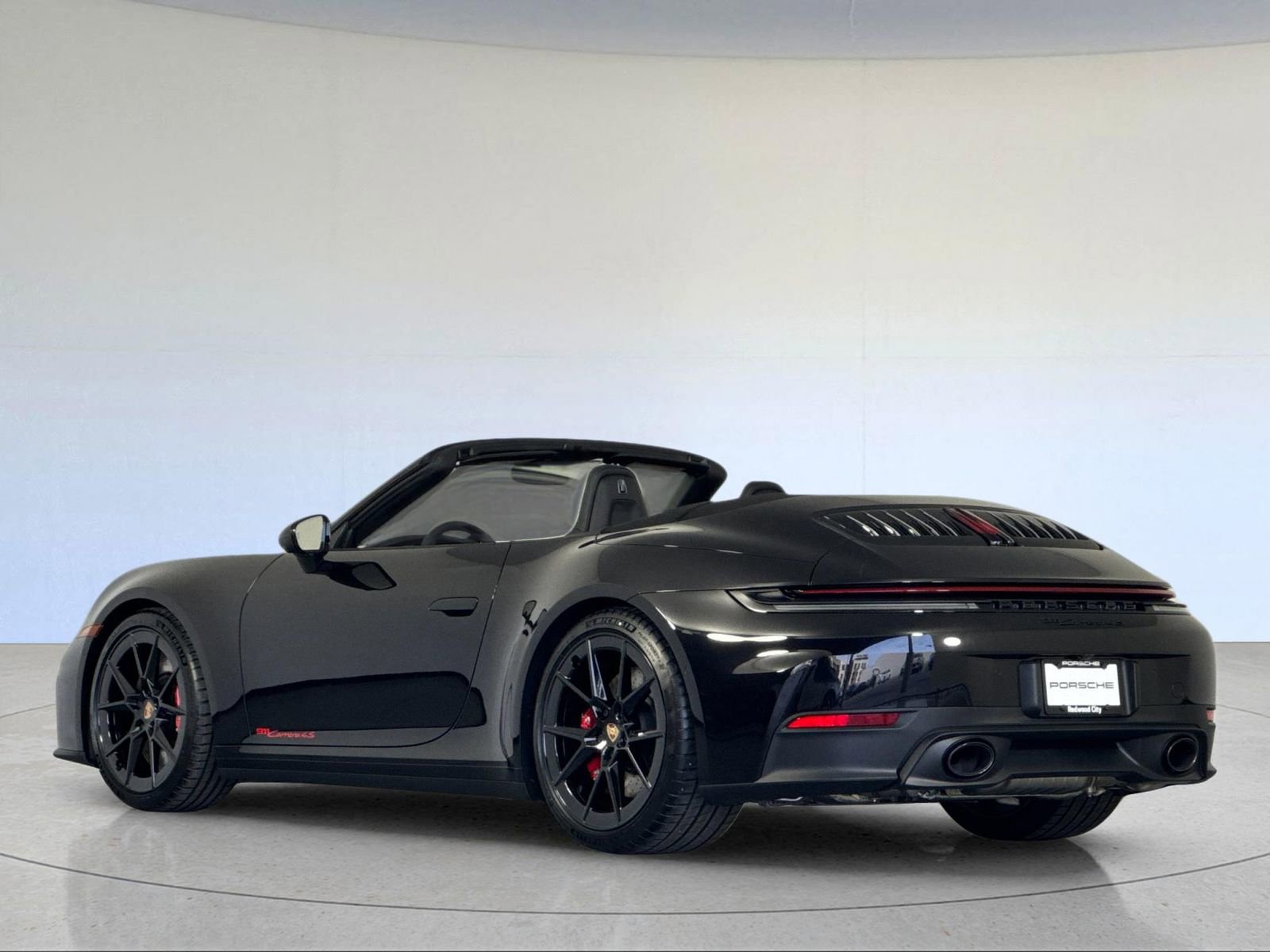 New 2026 Porsche 911 Carrera 4S image 3