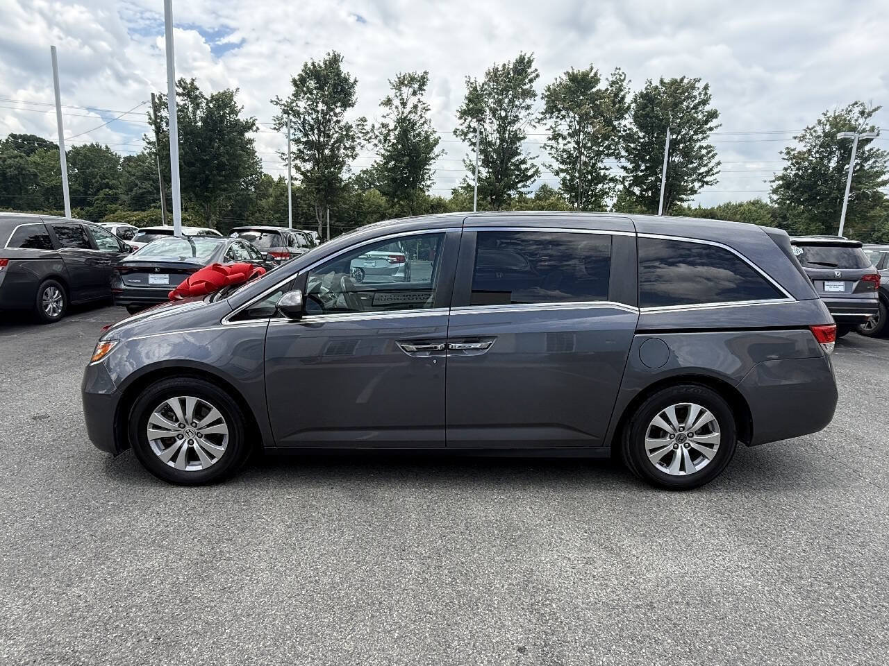 Used 2017 Honda Odyssey EX-L image 3