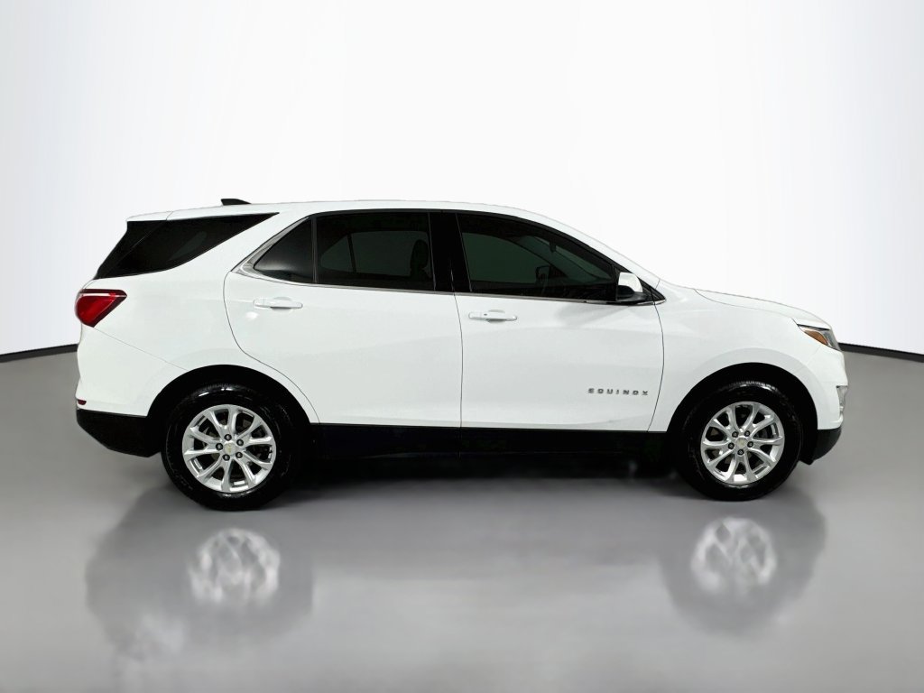 Used 2020 Chevrolet Equinox LT w/ LPO, Floor Liner Package AWD/4WD image 9