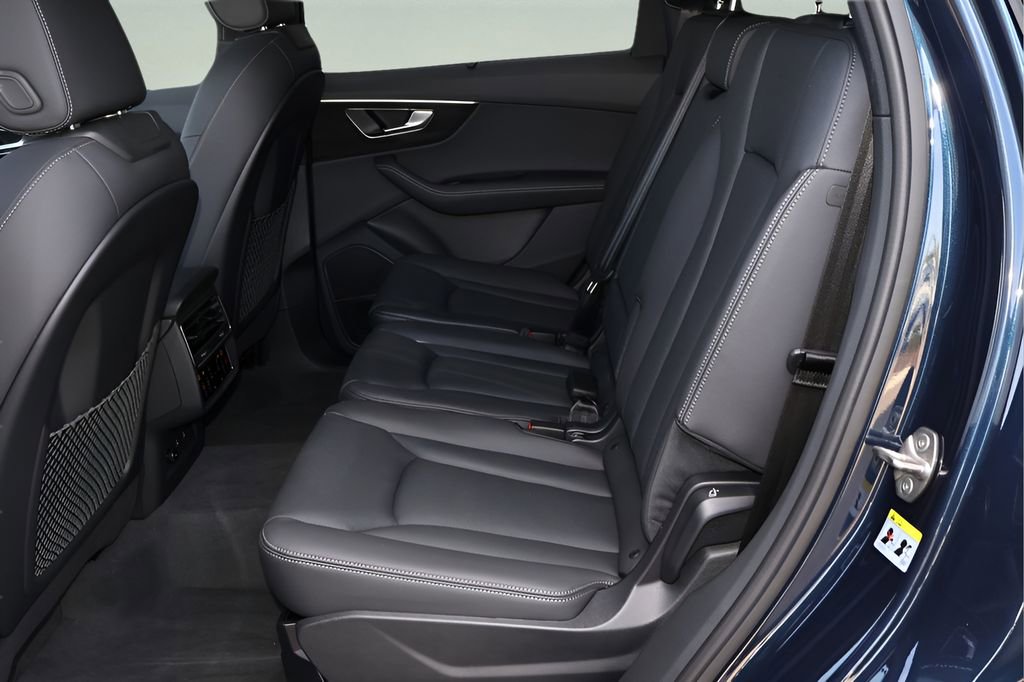 New 2026 Audi Q7 3.0T Premium Plus AWD/4WD image 13