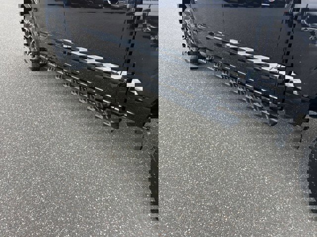 Certified 2022 Ford F150 XLT w/ Equipment Group 302A High image 25