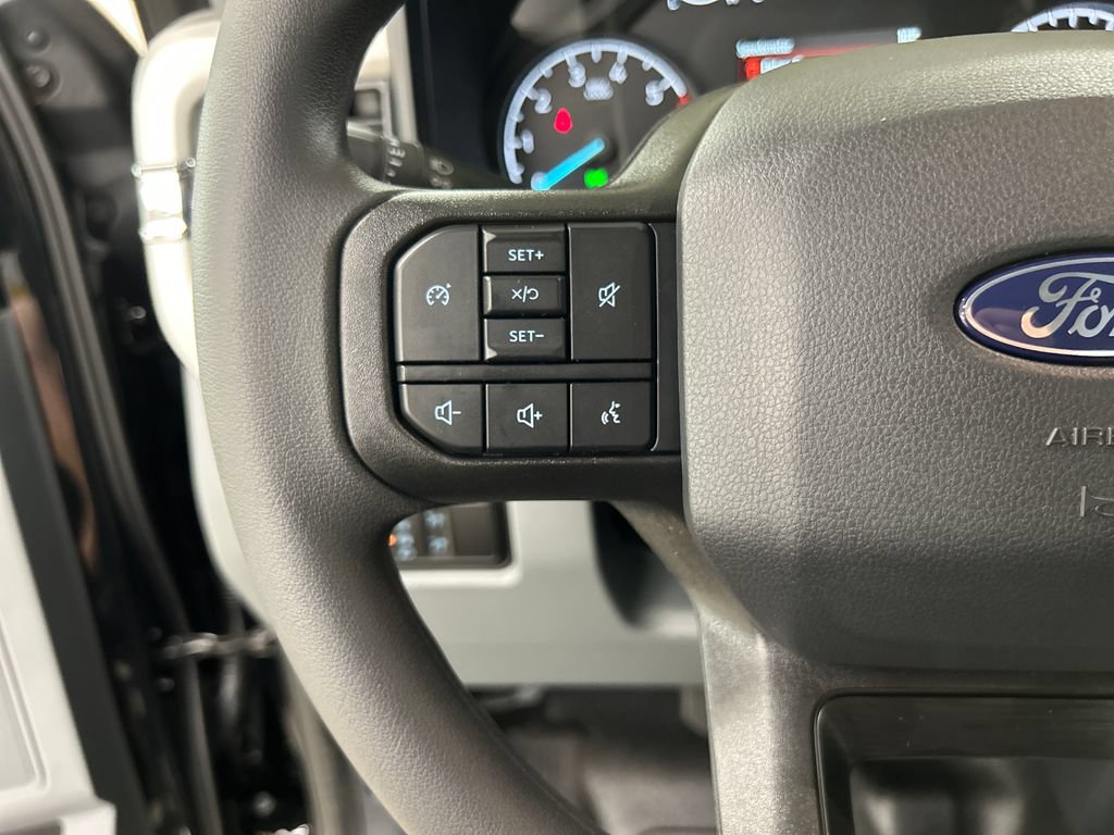 New 2027 Ford F250 XL w/ XL Driver Assist Package AWD/4WD image 21