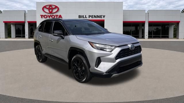 Used 2024 Toyota RAV4 XSE w/ Weather Package AWD/4WD image 7