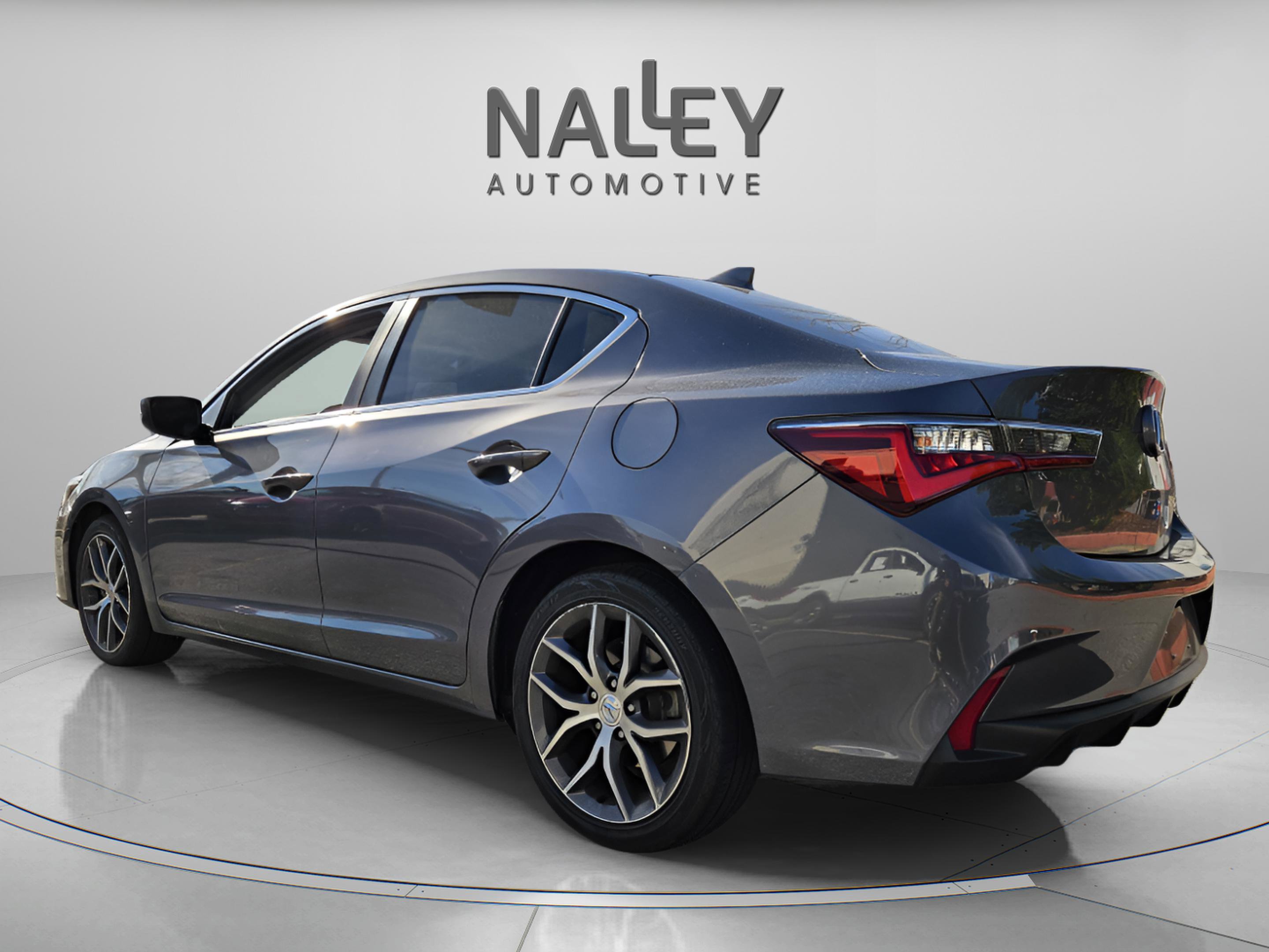 Used 2019 Acura ILX w/ Premium Package image 3