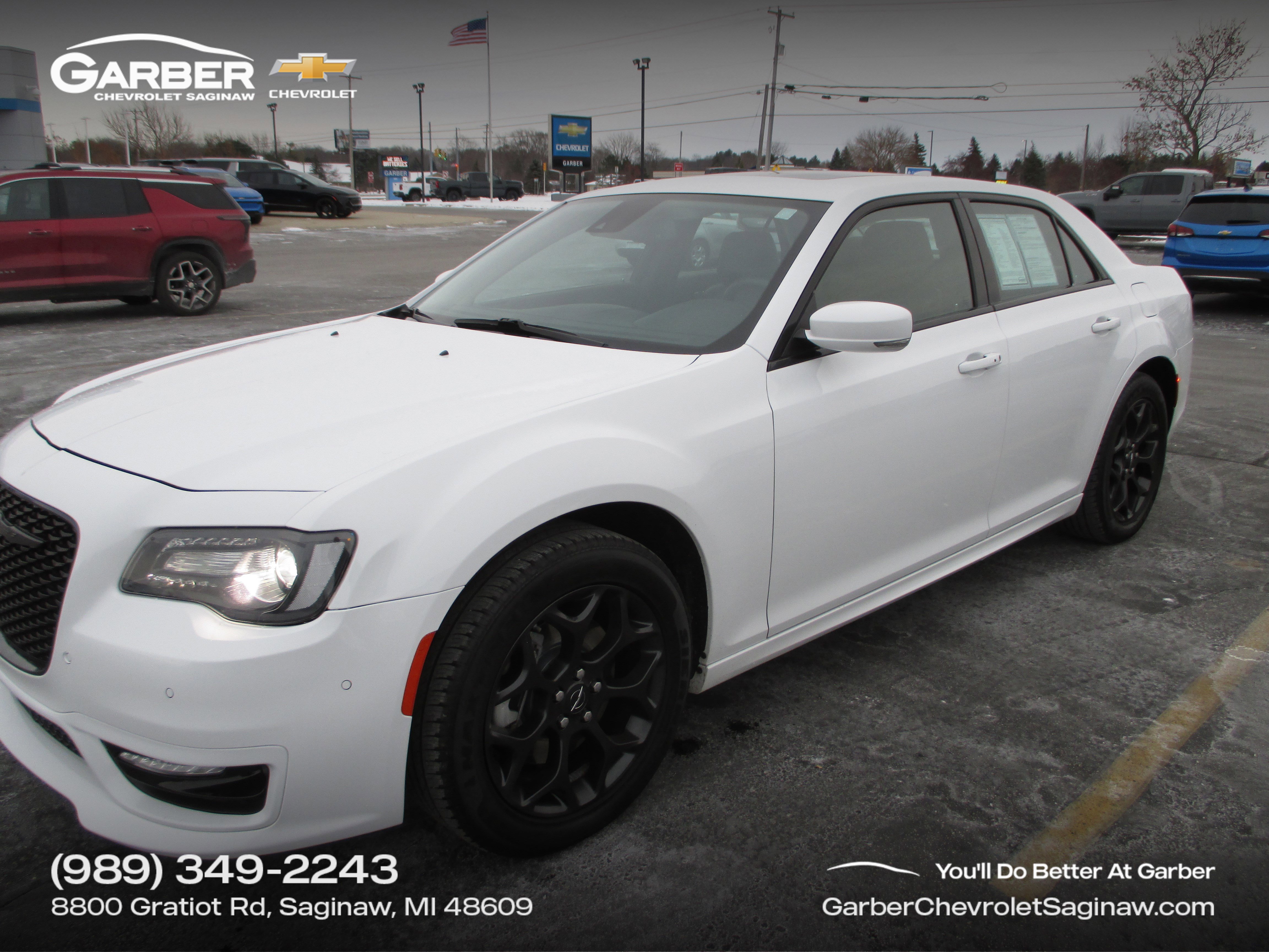 Used 2023 Chrysler 300 Touring L w/ Popular Equipment Group image 1