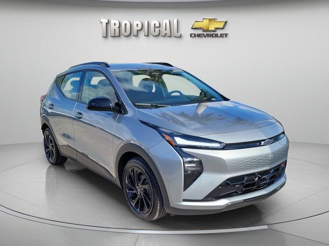New 2027 Chevrolet Bolt RS FWD image 4