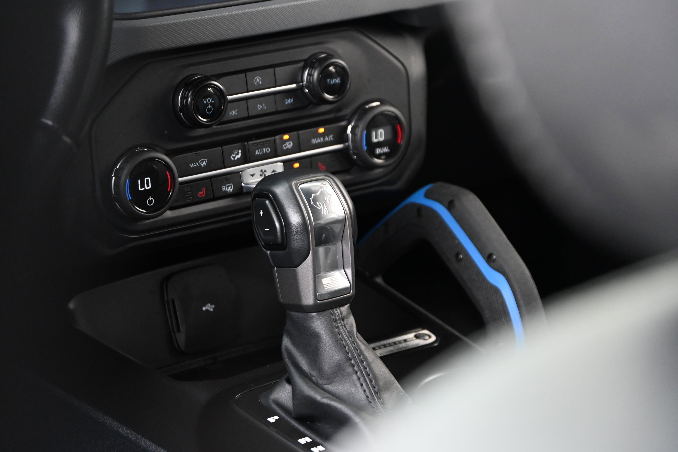 Used 2024 Ford Bronco Black Diamond image 22