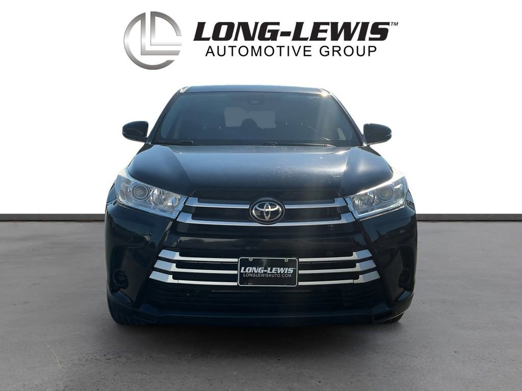 Used 2019 Toyota Highlander LE FWD image 11